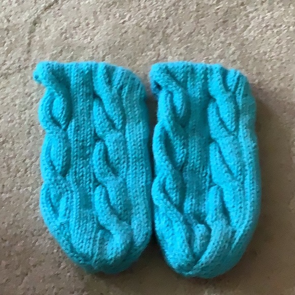 Handmade knitted  turquoise slippers size 8/ 9 great stitched look machi… - Picture 2 of 4